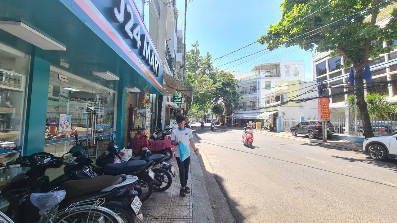 Nhà 3 tầng góc 2 mặt tiền Trần Nhật Duật Nha Trang 52m² giá 8.5 tỷ - Vị trí kinh doanh đắc địa!