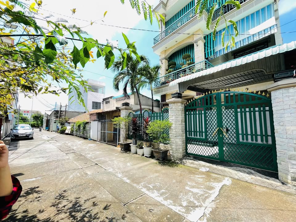 Nhà 2 tầng tại Trương Định, Phước Hưng, Bà Rịa 129m² giá 4.8 tỷ - Ngôi nhà lý tưởng cho gia đình!