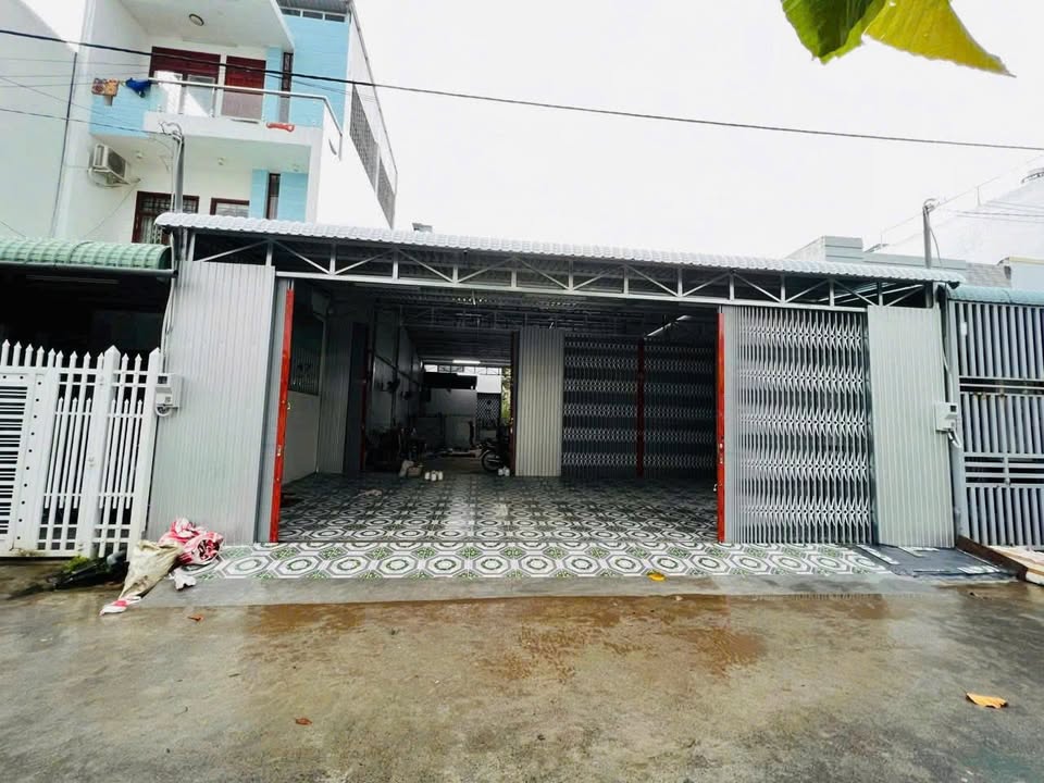 Cho thuê kho diện tích 220m² tại khu Sao Mai, Long Xuyên - Giá 10 triệu/tháng