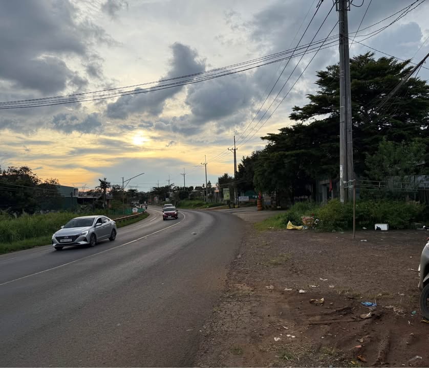 Đất mặt tiền Quốc lộ 14 Nhân Cơ 450m² giá 350 triệu - Kinh doanh sầm uất!