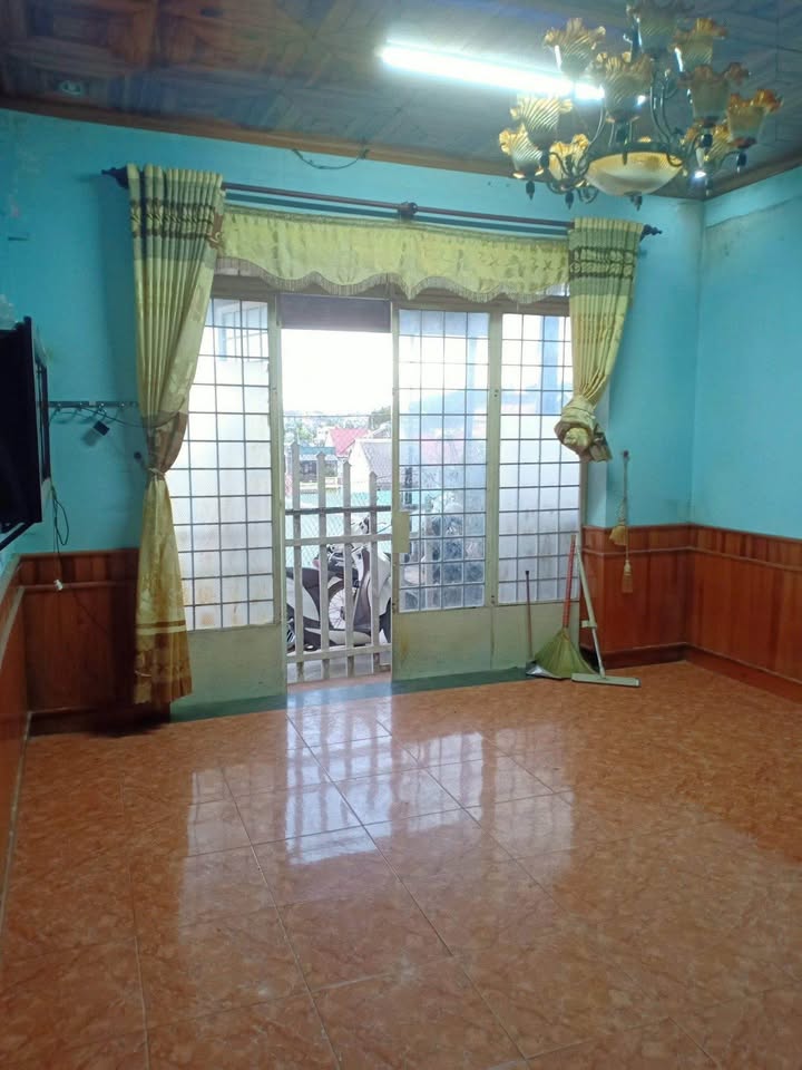 Nhà nguyên căn cho thuê tại Đà Lạt 2 mặt tiền - Thích hợp cho hộ gia đình