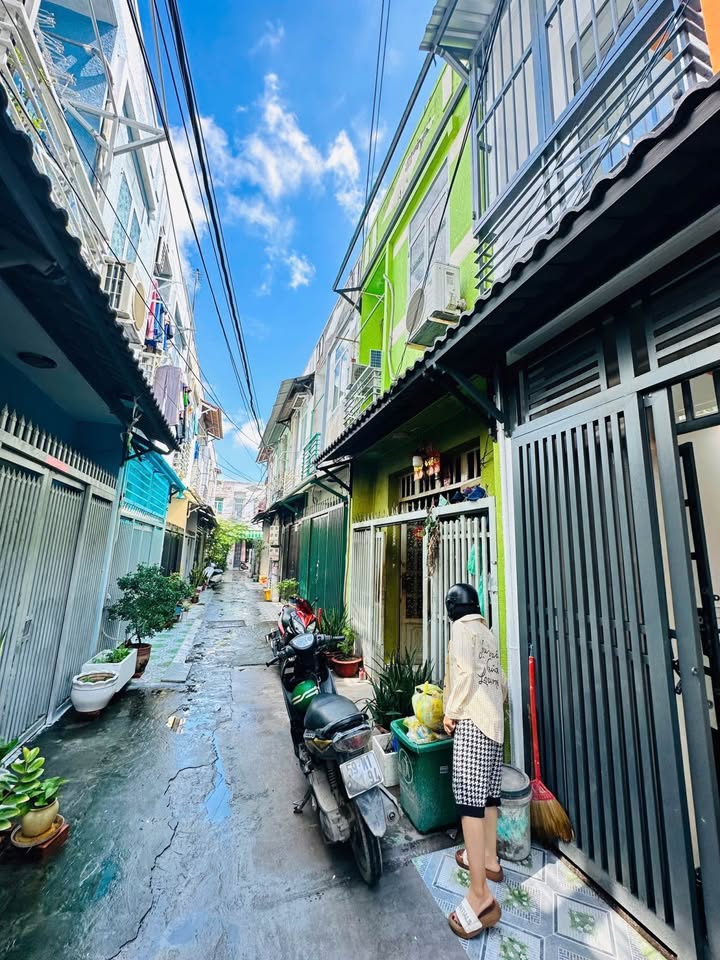 Nhà lầu Tân Kim 58m² giá 1.87 tỷ - Sổ hồng riêng, phường Tân Kim