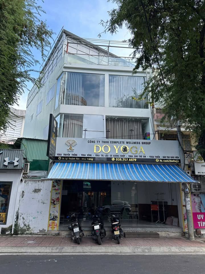 Nhà 3 tầng 2 mặt tiền Phan Chu Trinh, Vạn Thạnh, Nha Trang 128m² giá 19.7 tỷ - Đầu tư sinh lời ổn định!