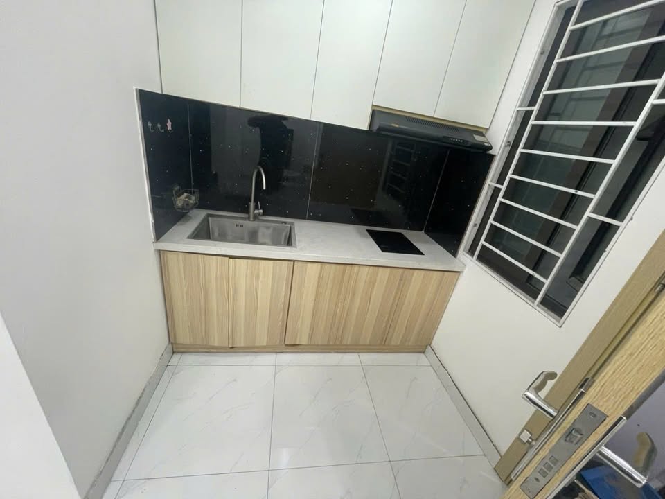 Căn hộ cho thuê 189 Khương Thượng - Đống Đa, 2 phòng ngủ - Nội thất đầy đủ, giá tốt!