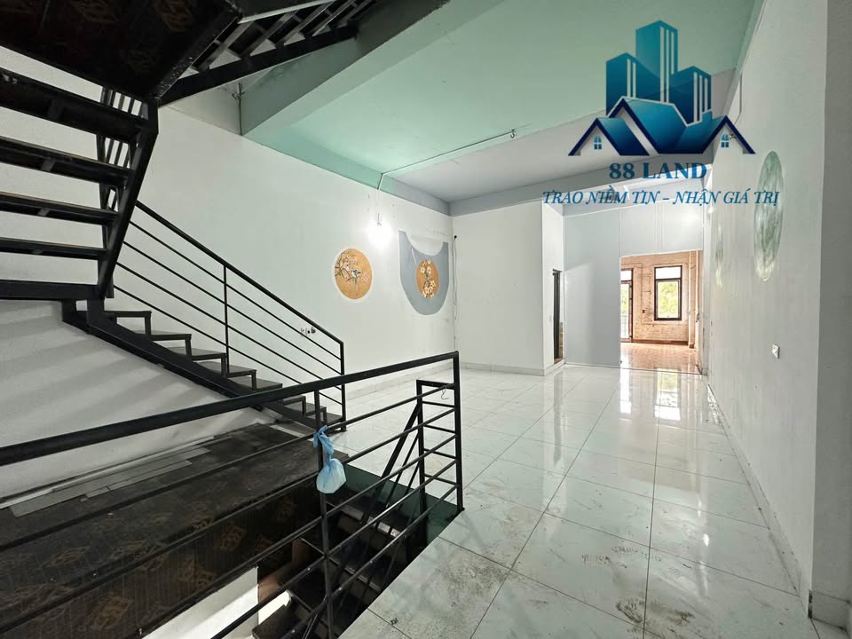 Shophouse Đại Hoàng Sơn Bắc Giang 75m² giá 11 tỷ - Chính chủ bán, sổ đỏ lâu dài!