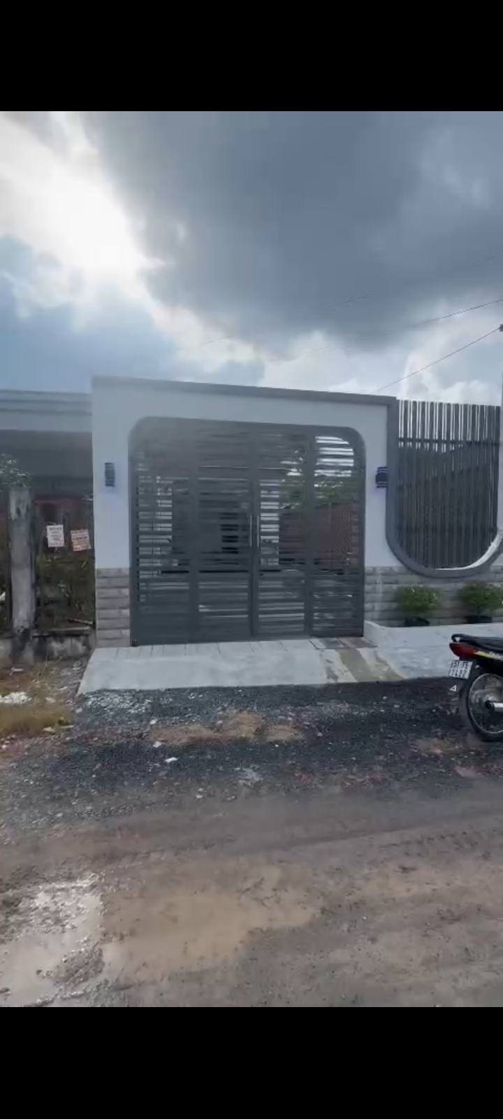 Nhà mới hoàn thiện đường 8m, Phường Ninh Thạnh, Tây Ninh 192m² - Giá chỉ 1.85 tỷ!