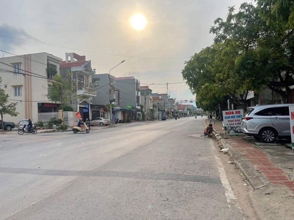 Bán đất lô góc mặt đường Lê Lợi 230.9m² giá chỉ 4 tỷ - Đầu tư kinh doanh sinh lời!