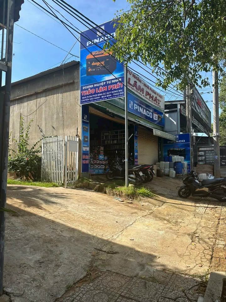 Nhà phố đường Hùng Vương, Gia Nghĩa 600m² giá 10.5 tỷ - Đầu tư sinh lời ngay!