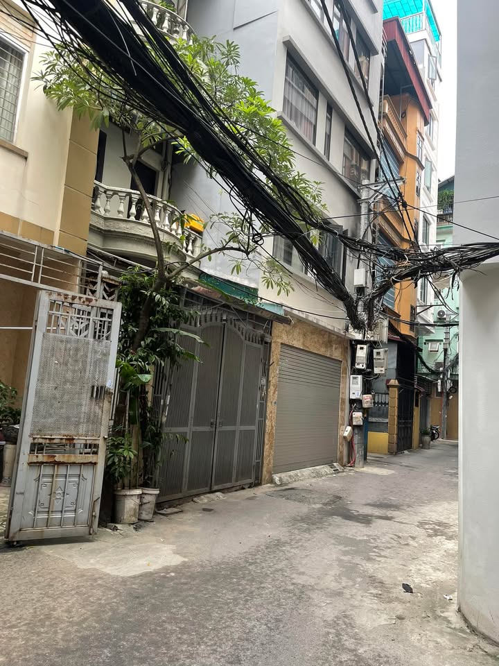 Nhà Khương Trung Thanh Xuân 35m² giá 9.8 tỷ - Ô tô đỗ cửa, kinh doanh tốt!