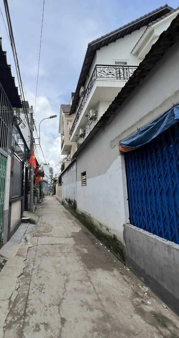 Nhà 2 tầng quận 7, đường Huỳnh Tấn Phát, 85m² giá 6.49 tỷ - Sổ riêng chính chủ!