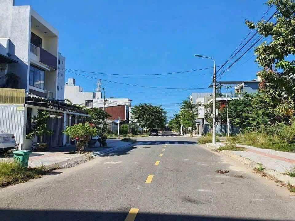 Đất nền 72 Lê Ấm, Hòa Xuân 100m² giá 6 tỷ - Đầu tư sinh lời cao!