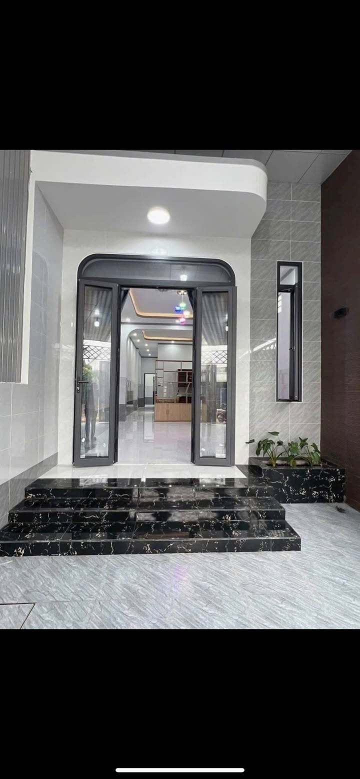 Nhà mới 100% Hòa Thành Tây Ninh 114m² giá 1.2 tỷ - Gần chợ và trường học!