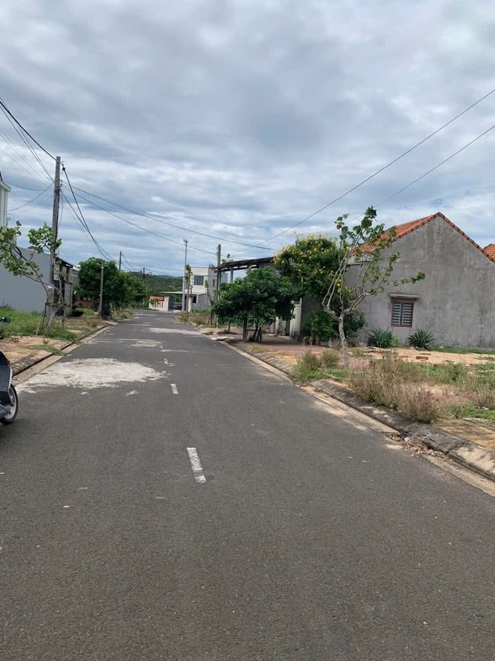 Lô đất tái định cư Phú Lạc, Hòa Hiệp Nam 201m² giá 1.6 tỷ - Pháp lý rõ ràng!