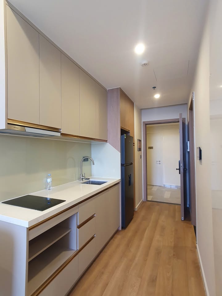 Căn hộ studio ICON40 Hạ Long 30m² giá 5,5 triệu - Thiết kế hiện đại, view đẹp!