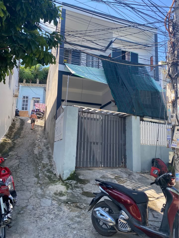 Nhà 2 tầng Ngọc Hiệp, Nha Trang 98m² giá 2.7 tỷ - Sổ hồng chính chủ!
