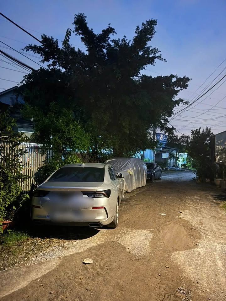 Nhà 2 tầng Phước Bình Q9 80m² giá 3.7 tỷ - Hẻm xe hơi rộng 8m!