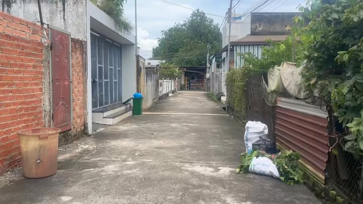 Nhà bán Ấp Đức Long 1, xã Gia Tân 2, diện tích 140m² chỉ 1.5 tỷ - Sổ hồng chính chủ!