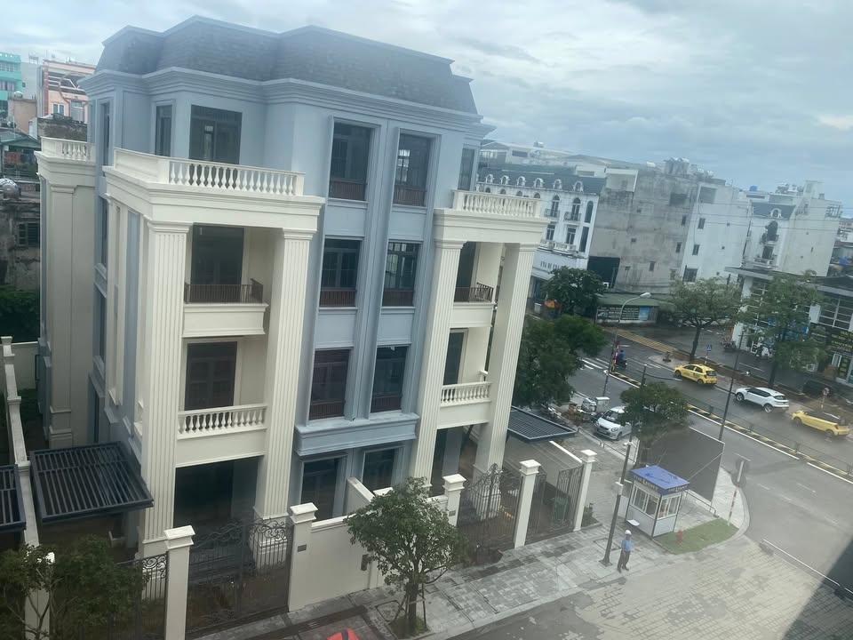 Biệt thự Townhouse đường Lý Bôn Thái Bình 287m² - Kiệt tác độc bản giữa lòng thành phố!