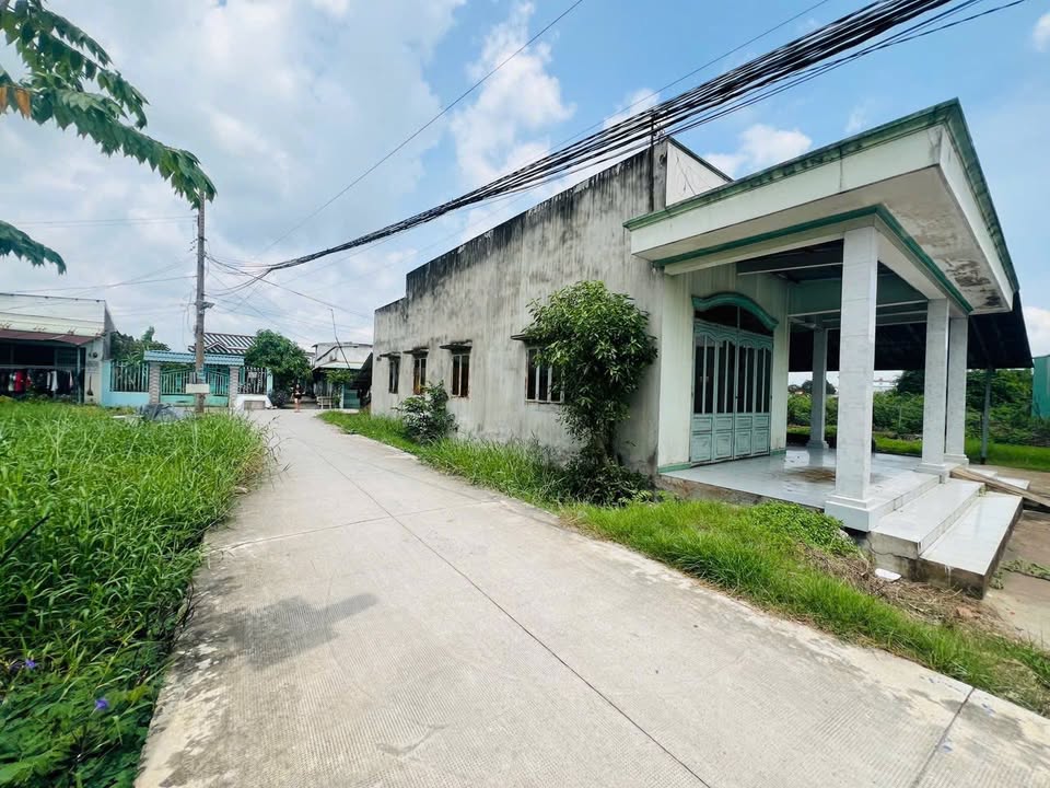 Đất nền Đức Hòa 120m² giá 1.4 tỷ - Sổ đỏ chính chủ, vị trí đẹp!