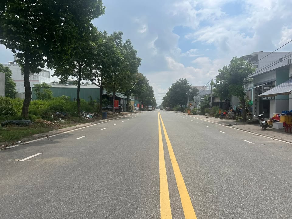 Đất nền TĐC Phú Chánh C, Bình Dương 150m² giá 4.5 tỷ - Vị trí vàng gần AEON