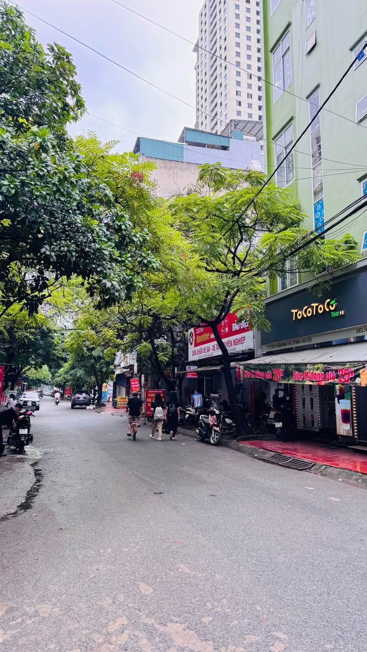 FrontHouse Mỗ Lao 43m² giá 13 tỷ - Kinh doanh sầm uất, đầy tiềm năng!