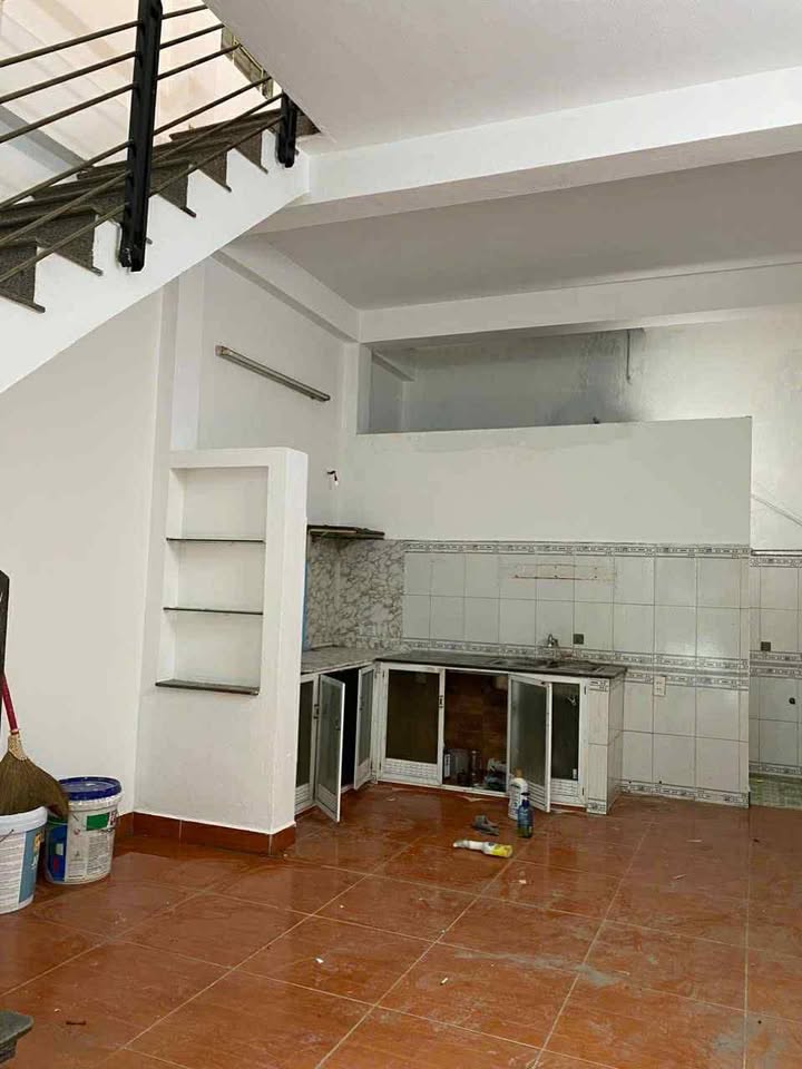 Nhà nguyên căn đường Lê Đình Lý, Đà Nẵng 64m² giá 6 triệu - Thuận tiện đậu xe ô tô!