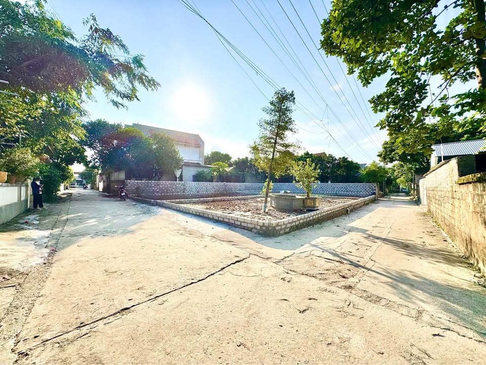 Đất nền Thủy Xuân Tiên, Chương Mỹ 306m² giá 6.12 tỷ - Lô góc 2 mặt tiền cực đẹp!