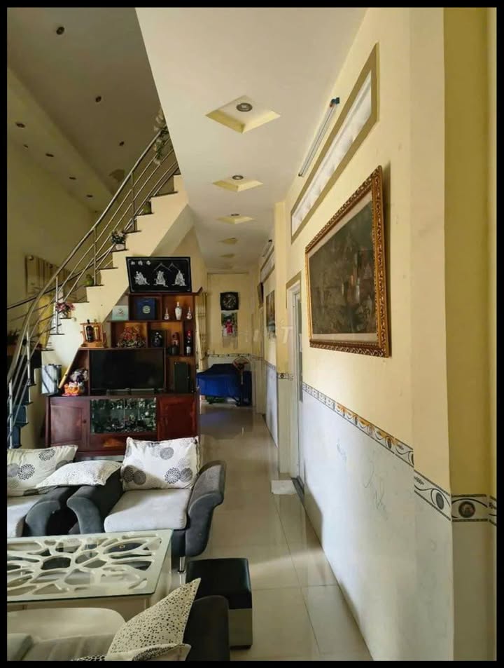 Bán nhà mặt tiền đường Nguyễn Văn Rốp 600m² giá 8.8 tỷ - Đầu tư sinh lời ngay!