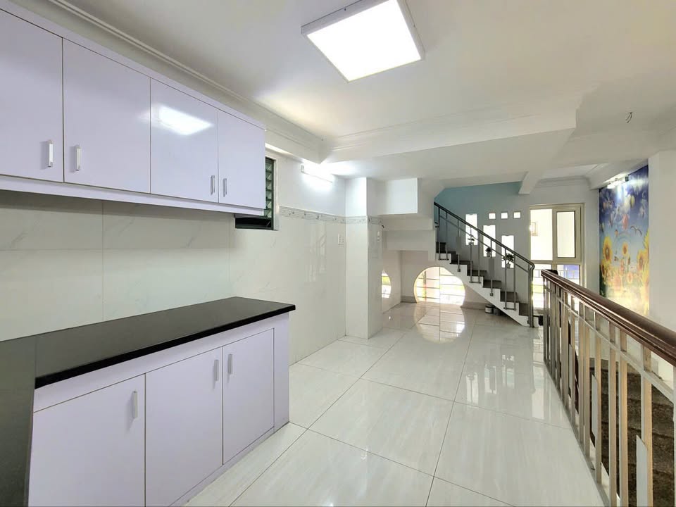 Nhà mặt tiền Tô Ký, Quận 12, 35m² giá 17 triệu - Khu vực sầm uất, phù hợp kinh doanh!