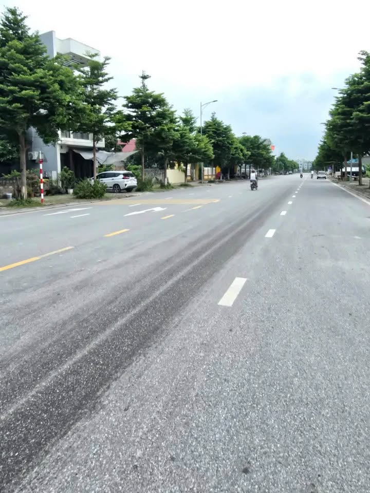 Đất lô góc Liêm Chung, TP Phủ Lý 97m² - Vị trí kinh doanh vàng!