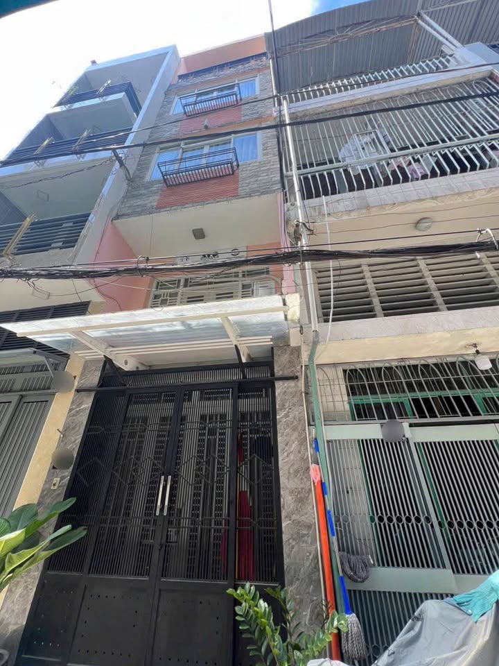 Nhà 5 Tầng Hẻm Xe Hơi 6M Nguyễn Đình Chiểu, Quận 3 - Giá 9.38 Tỷ Thương Lượng!