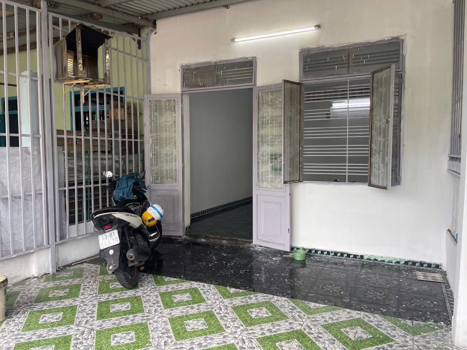 Nhà cho thuê đường Nguyễn Tất Thành, Đà Nẵng - 1PN, gần biển Bãi Rêu chỉ 3.5 triệu