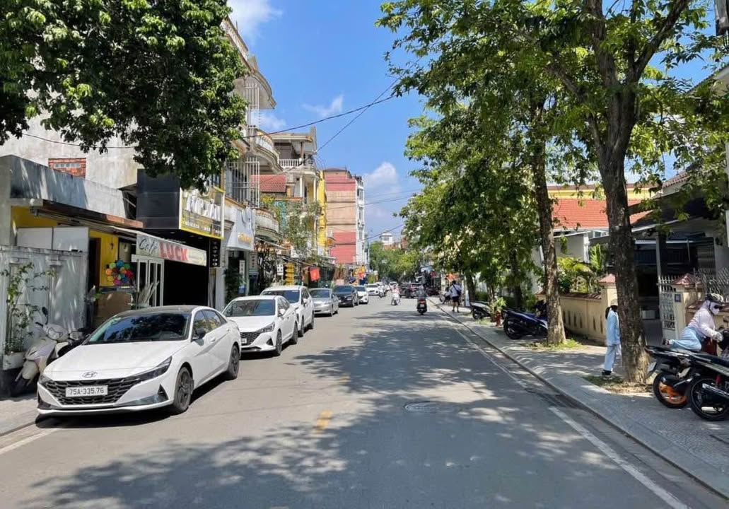 Đất 2 mặt tiền 90m² đường Nguyễn Công Trứ - Cơ hội kinh doanh Homestay tuyệt vời!