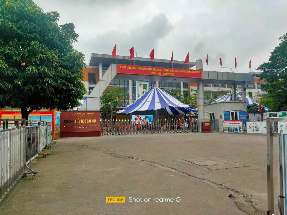 Nhà riêng Đại Kim 34m² giá 7 tỷ - Sổ đỏ chính chủ, gần chợ và trường học!