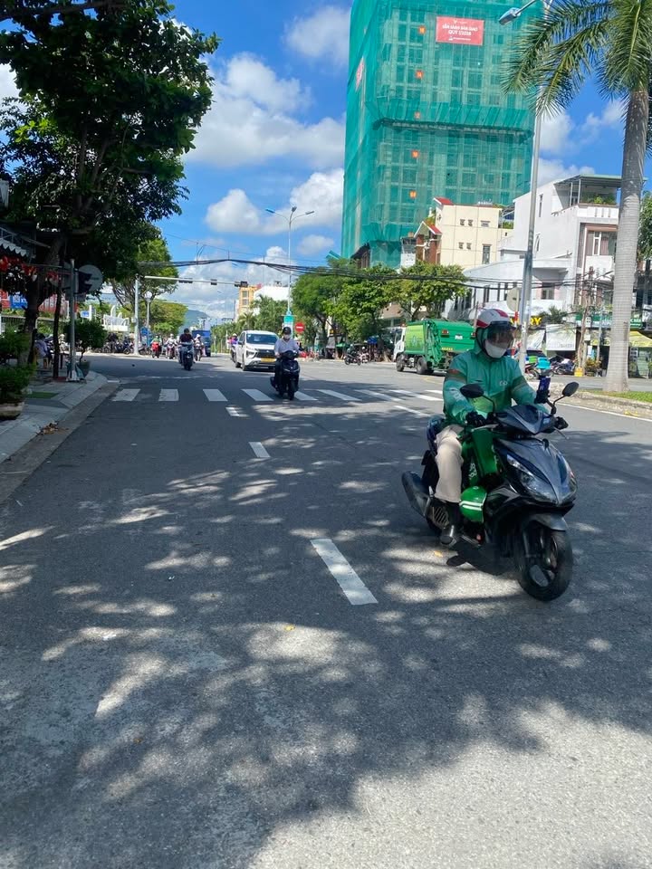 Nhà mặt tiền Xô Viết Nghệ Tĩnh, Hải Châu, 103m² giá 32 tỷ - Đầu tư sinh lời ổn định!