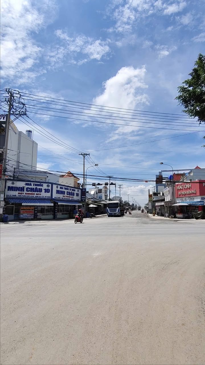 Đất nền Tân Mỹ, Đức Hòa, Long An 1000m² giá 3.7 tỷ - Đầu tư sinh lời ngay!