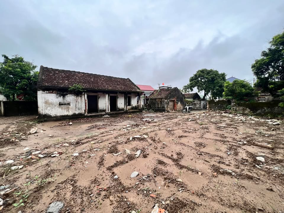 Đất nền xóm 1 Tây Sơn, xã Yên Mạc 350m² - Hướng Đông đẹp, giá thỏa thuận!