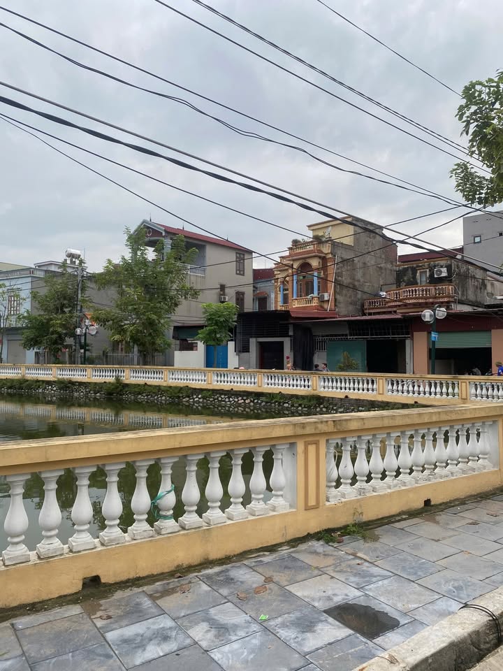 Đất thổ cư Đình Tràng, Dục Tú 69m² giá 6.9 tỷ - Vị trí đắc địa, đầu tư sinh lời!