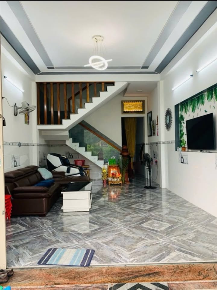 Nhà 3 tầng mặt tiền đường Trần Khát Chân 70m² giá 4.5 tỷ - View sông tuyệt đẹp!
