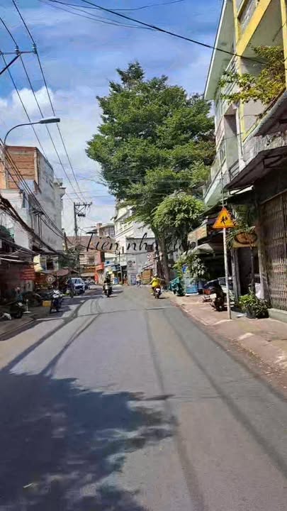 Townhouse 80m² đường Đỗ Xuân Hợp, Phước Long B - Biệt thự mini có hồ bơi, gần chợ 339!