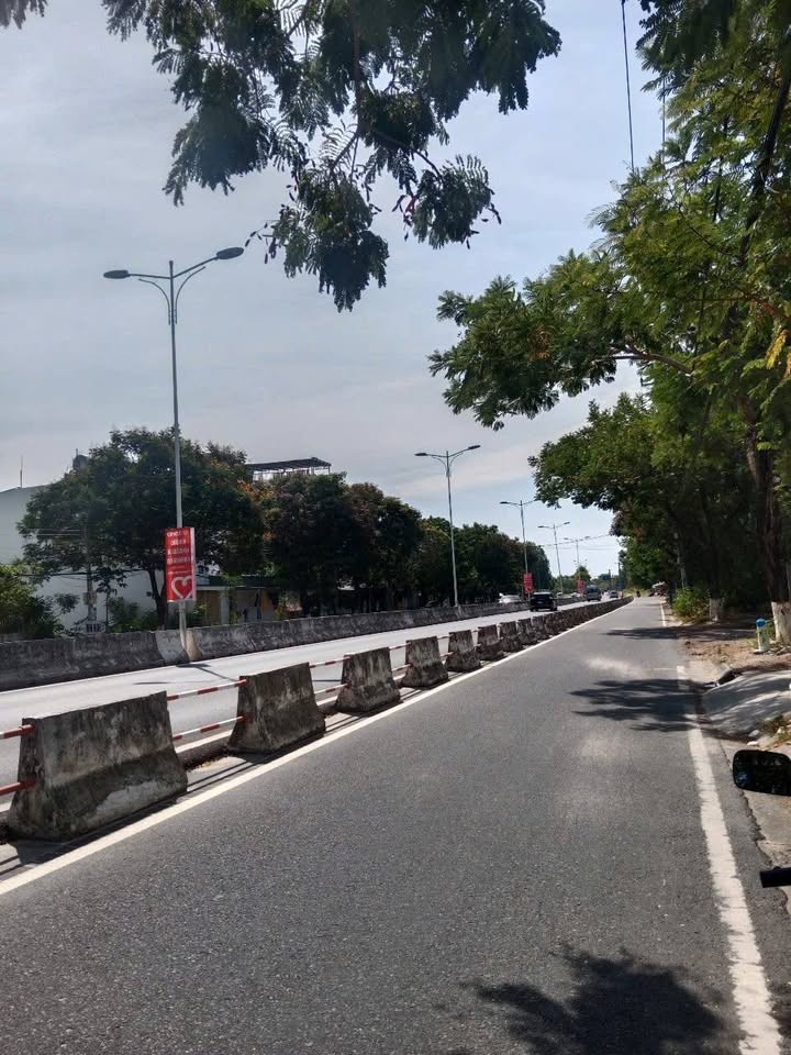 Nhà mặt tiền Tất Thành, Nha Trang 99m² giá 4.7 tỷ - Đầu tư kinh doanh sinh lời!