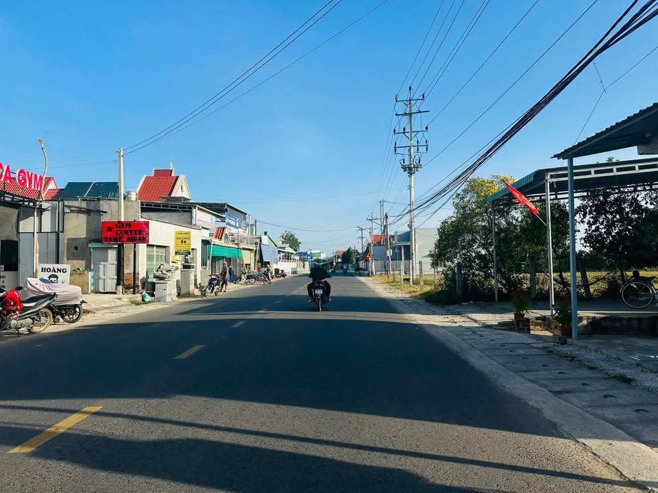 Đất Lô Góc 2 Hàm Hiệp, Hàm Thuận Bắc 1818m² - Giá Thương Lượng Hấp Dẫn!