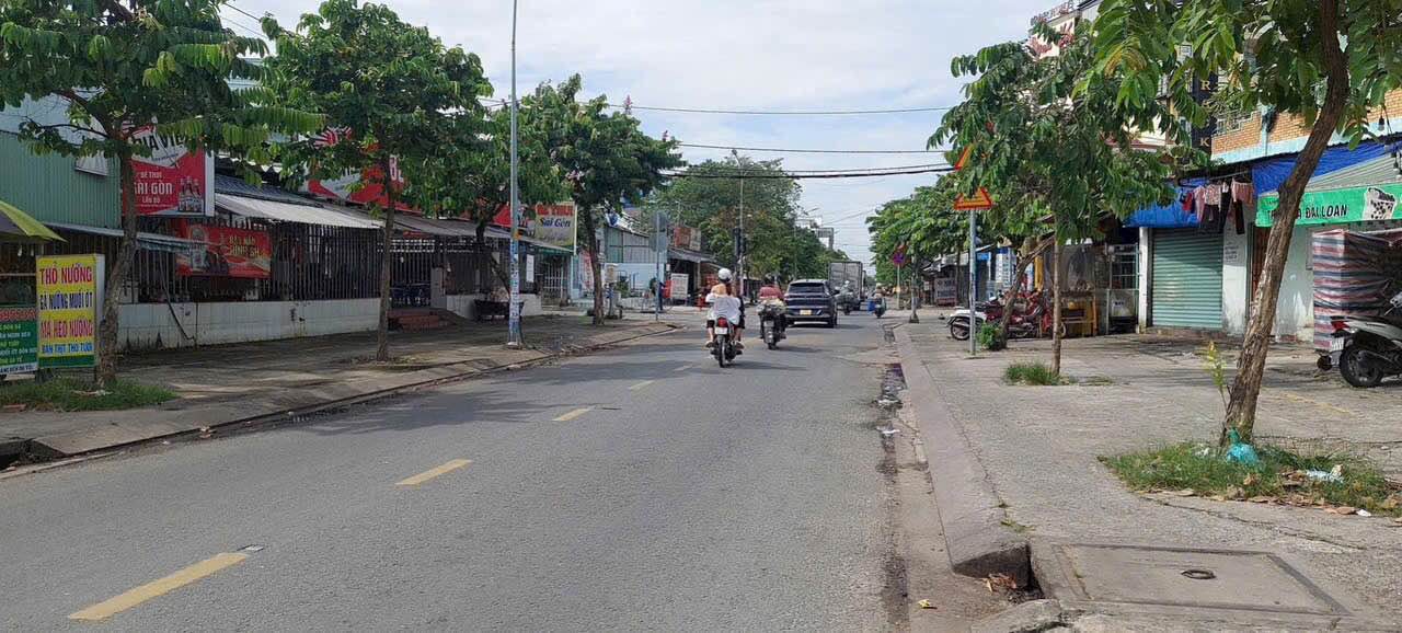 Nhà mặt tiền đường Song Hành, xã Bà Điểm, 100m² giá 8 tỷ - Đầu tư sinh lời ngay!