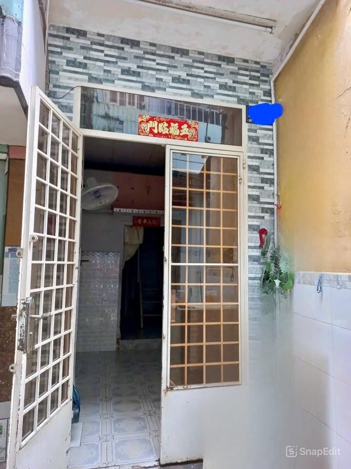 Nhà phố Hẻm Mễ Cốc, Quận 8, 13m² giá 990 triệu - Hẻm xe ba gác vào tận nơi!