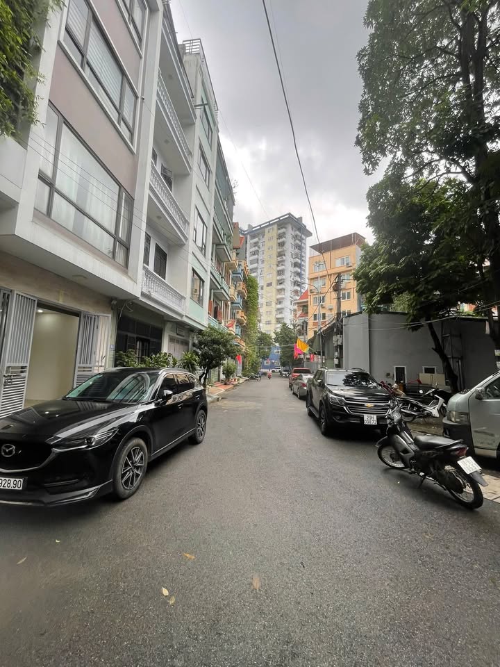 Nhà mặt phố Thanh Xuân 40m² giá 12 tỷ - Đầu tư sinh lời ngay!