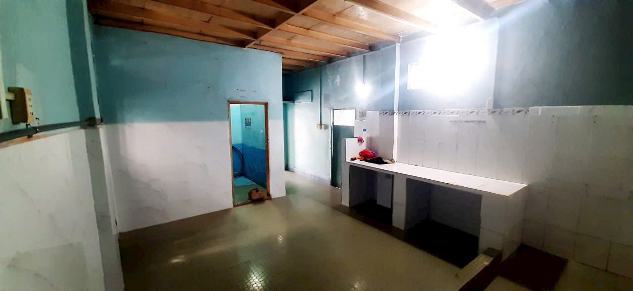 Nhà cho thuê tại Dĩ An 110m² giá 4.5 triệu - Sân ô tô rộng rãi!