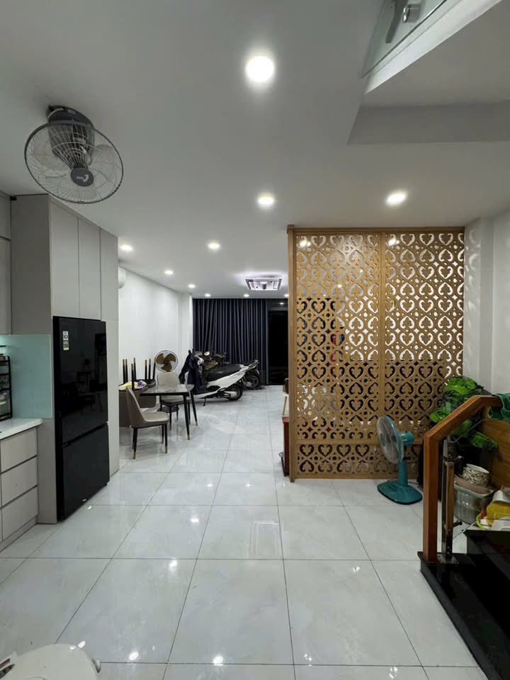 Nhà riêng Bùi Hữu Nghĩa 50m² giá 8.5 tỷ - Chính chủ, hẻm thông xe hơi!