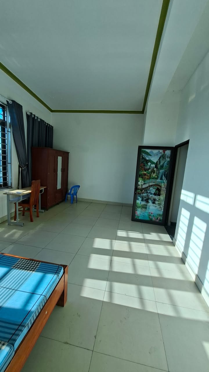 Nhà nguyên căn cho thuê tại Quế Võ Bắc Ninh - 10 phòng ngủ khép kín, ô tô đỗ trong nhà!