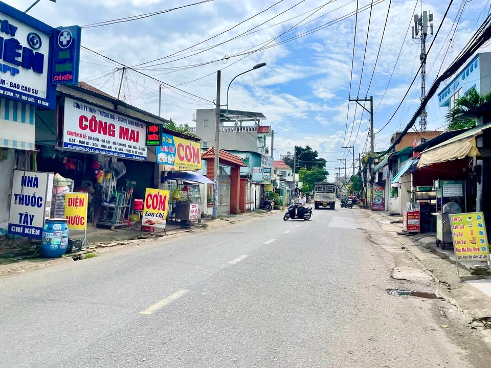 Nhà mặt tiền kinh doanh đường 9 Linh Xuân 82m² giá 5.7 tỷ - Cơ hội đầu tư tuyệt vời!