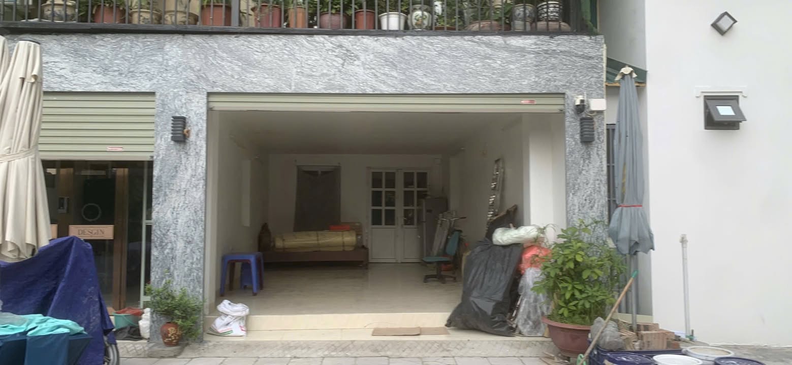 Nhà cho thuê tầng 1 phố Lạc Trung 40m² - Giá cực yêu, chính chủ!